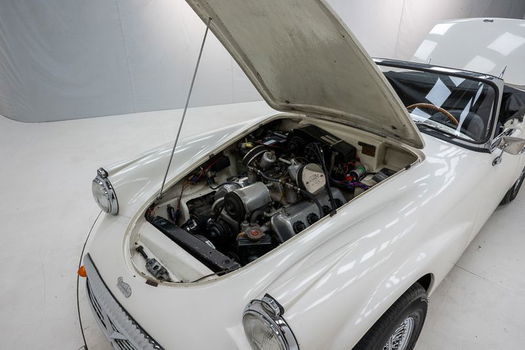 Daimler SP250 '64 CH4393 - 5
