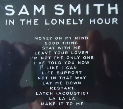 Te koop de originele CD In The Lonely Hour van Sam Smith. - 6