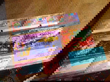 EFTELING - diverse folders, informatie enz - JAREN 1998 - 1999 - 2000 - 2