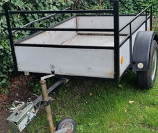 Aanhangwagen van trespa