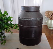 Vintage oud tabaksblik / winkelblik - stoer, sober, landelijk, hoffz-stijl