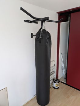 Bokszak en pull up bar - 1