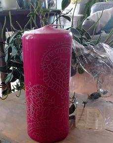 stompkaars Bolsius met henna-achtige decoratie - nieuw