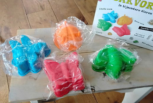 Siliconen bakvormen - bijzondere dieren figuren - nieuw Cookitt - Kitchen Aid - 1