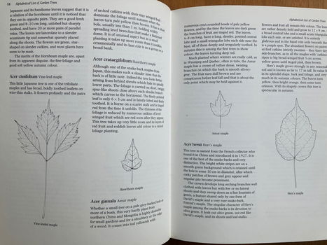The Gardner's Book of Trees - Alan Mitchell - 5