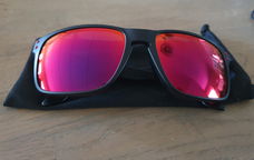 Oakley,s Hombrook en Thurso zonnebril doe een leuke bieding!