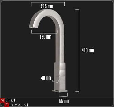 Unieke design keukenkraan RVS gemoffeld. - 1